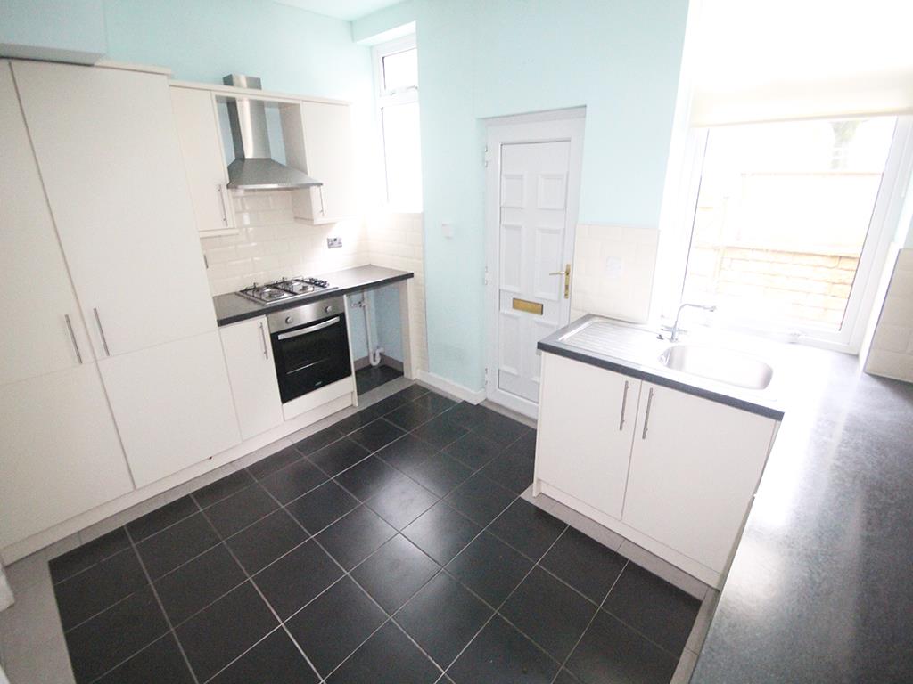 2 bedroom end terrace house SSTC in Barnoldswick - IMG_4671.jpg